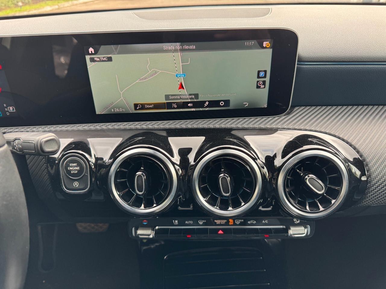 Mercedes-benz A 180d Automatic Business Extra 2019