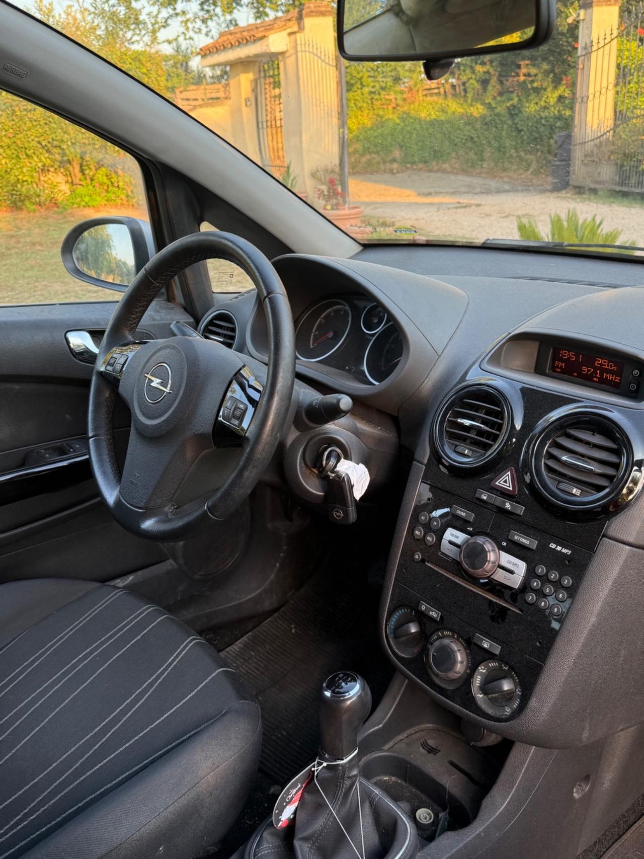 Opel Corsa 1.2 5 porte Elective