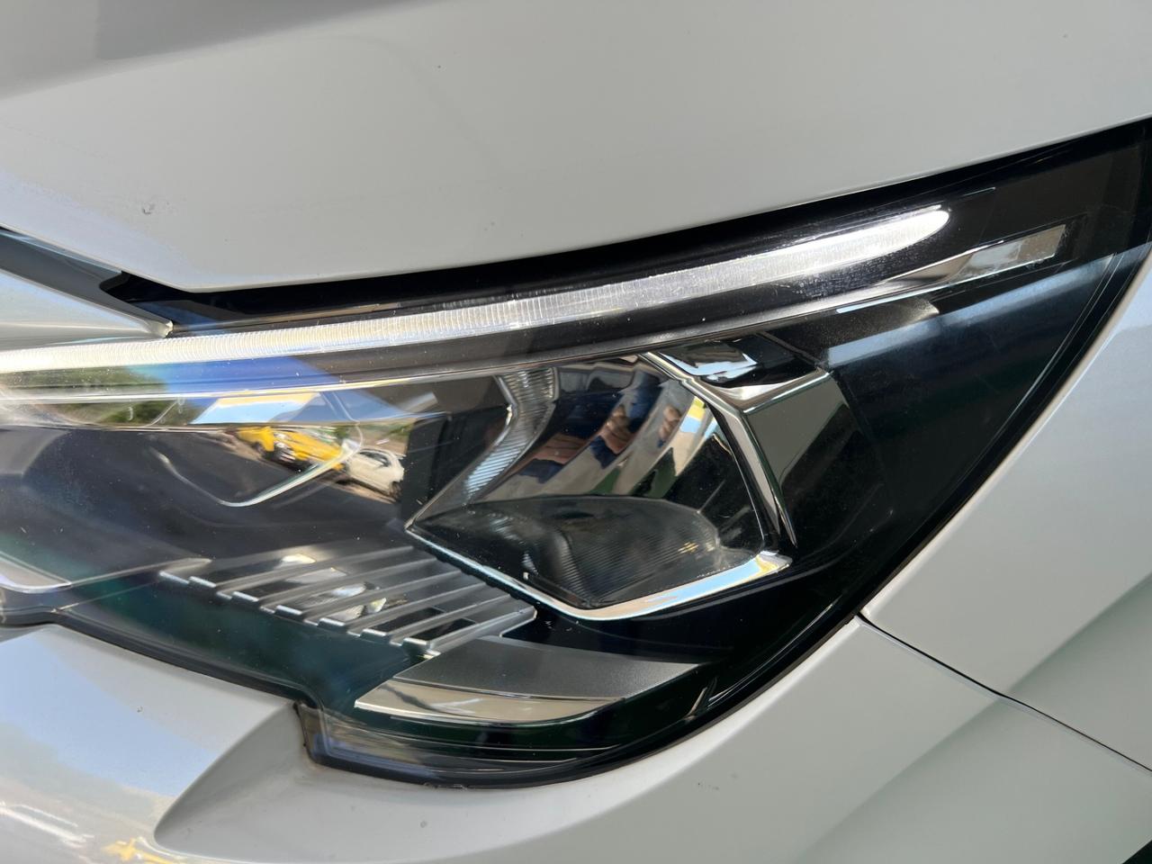 Peugeot 3008 BlueHDi 130 S&S EAT8 Business