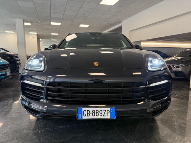 PORSCHE Cayenne 3.0 V6 E-Hybrid / CHRONO / P.H.A.S.M. / TETTO
