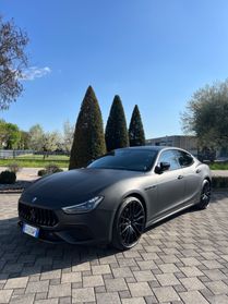 Maserati Ghibli V6 430 CV Q4 Gransport