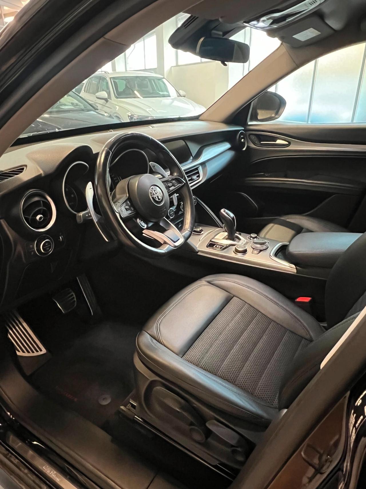 Alfa Romeo Stelvio 2.2 Turbodiesel 190 CV AT8 Q4 Executive "certificata "