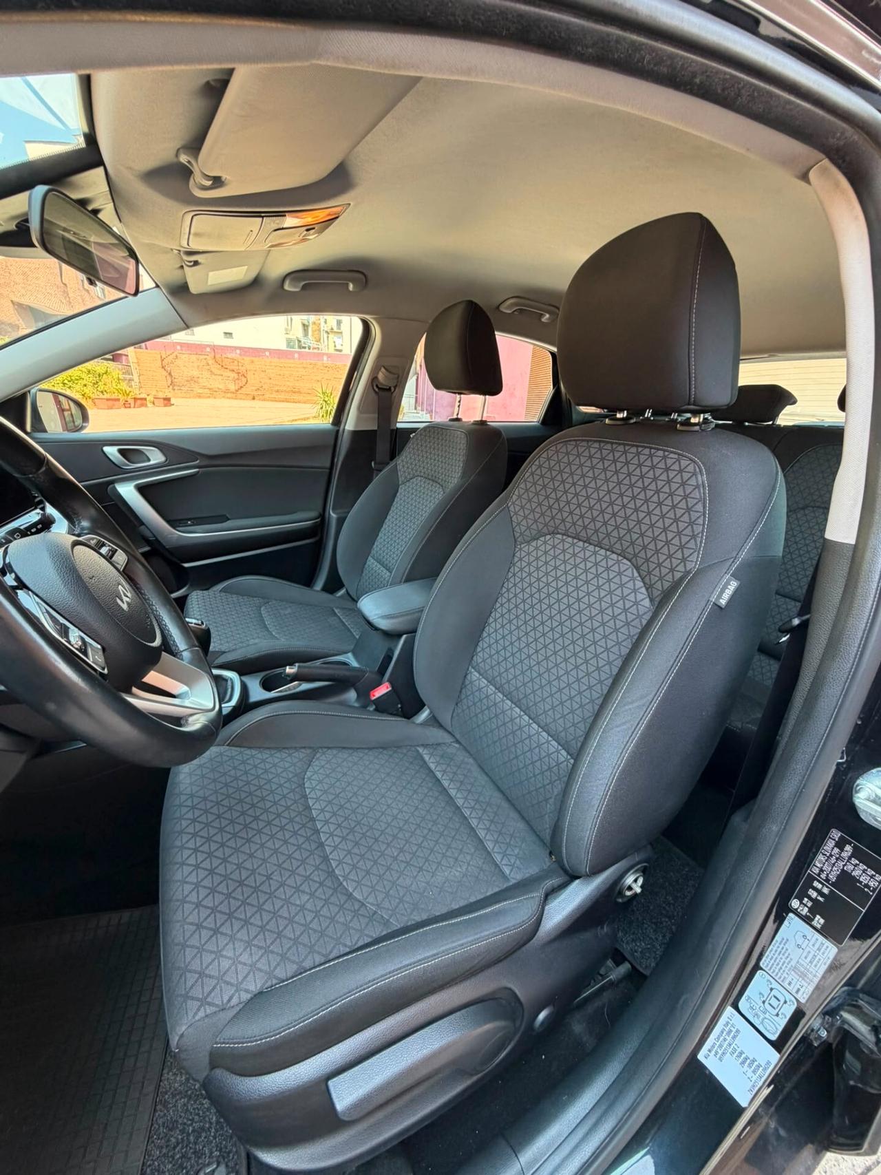 Kia Ceed 1.4 MPi GPL 5p. Urban