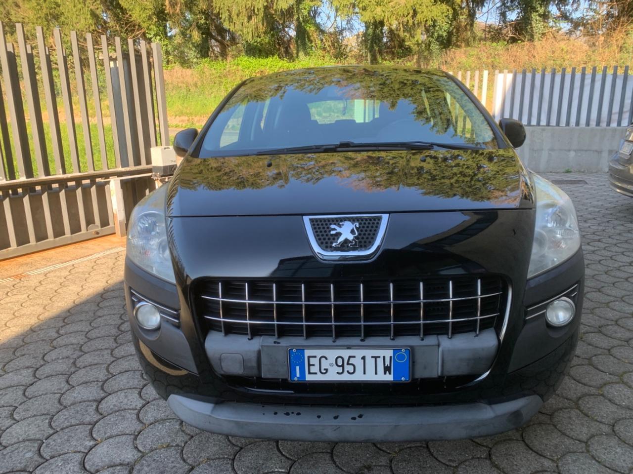 Peugeot 3008 2.0 HDi 150CV Business