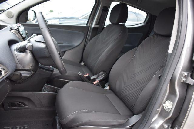 LANCIA Ypsilon 1.0 FireFly 5 porte S&S Hybrid Gold