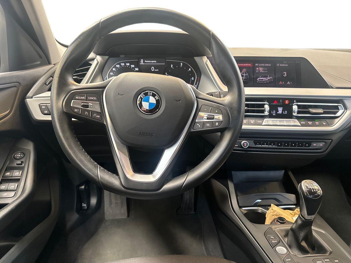 BMW Serie 1 F40 - 116d Business Advantage