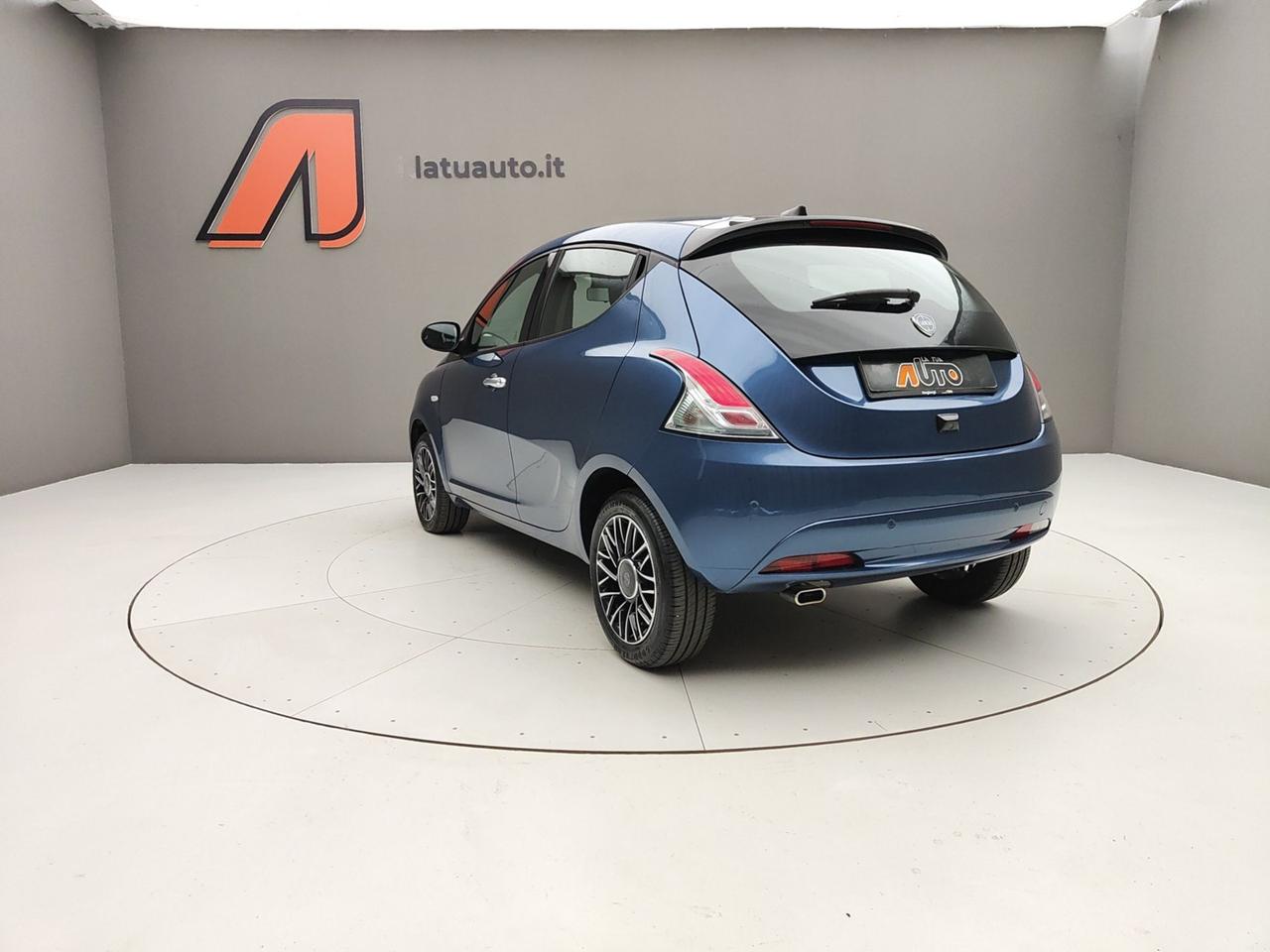 LANCIA Ypsilon III 2021 1.0 70CV HYBRID PLATINO