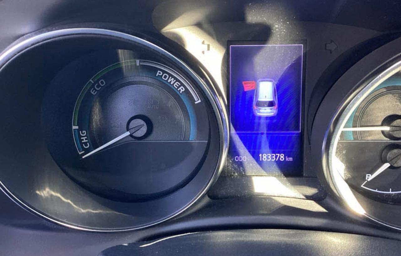 Toyota Auris Touring Sports 1.8 Hybrid Business