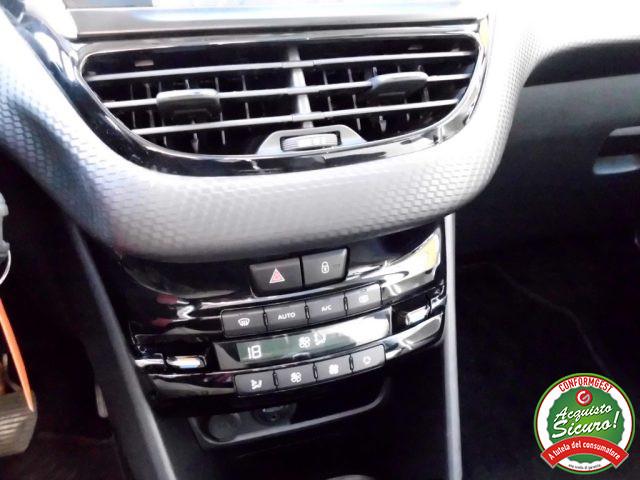 PEUGEOT 2008 BlueHDi 120 S&S Allure