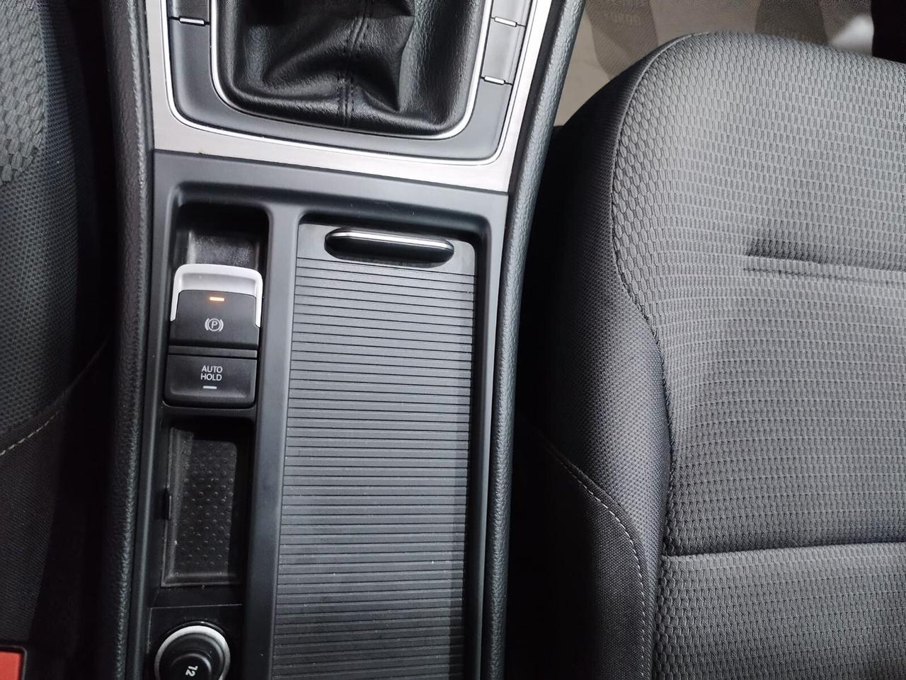 Volkswagen Golf Variant Business 1.6 TDI 105 CV Comfortline BMT