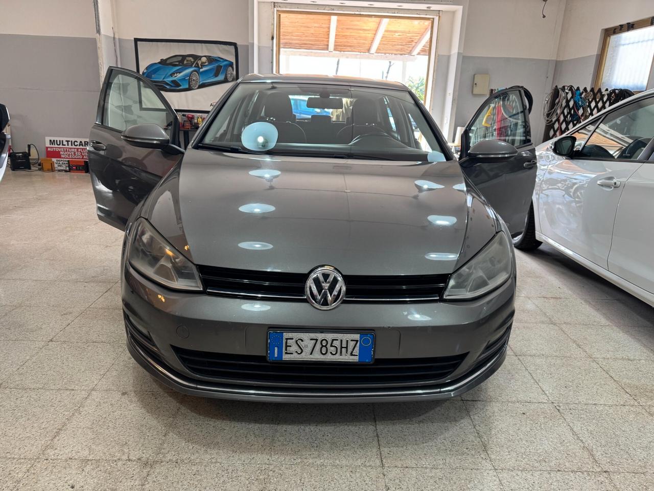 Volkswagen Golf 2.0 TDI 140 cv. 5p. Highline BlueMotion Technology