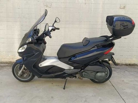Malaguti Madison 400