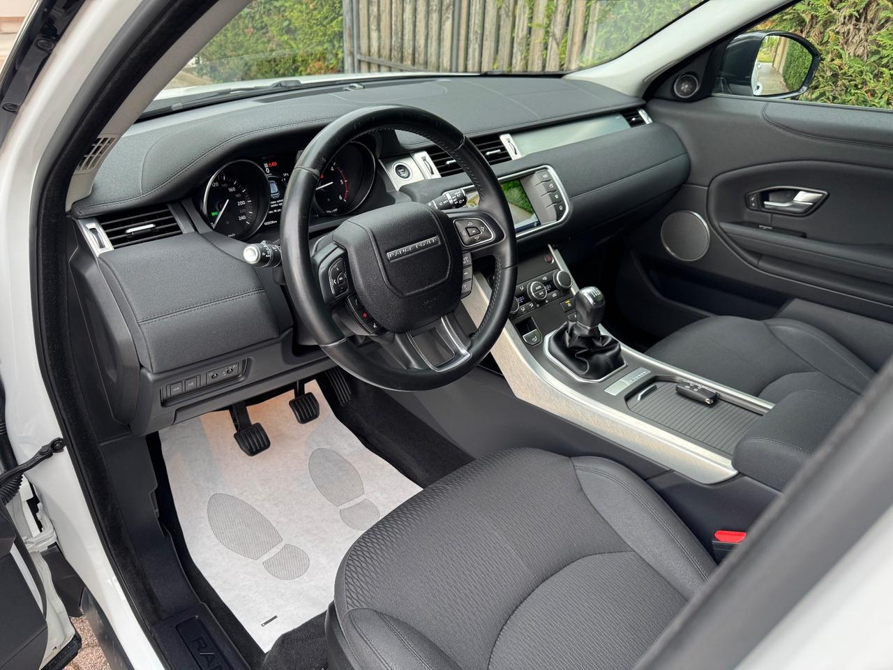 Land Rover Range Evoque 2.0 eD4 5p. SE Black Desing Pack