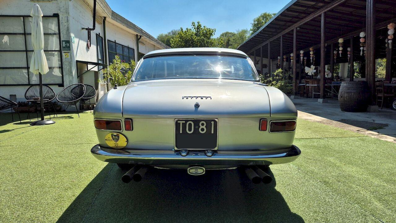 Ferrari 330 GT 2+2 I Serie – 1964