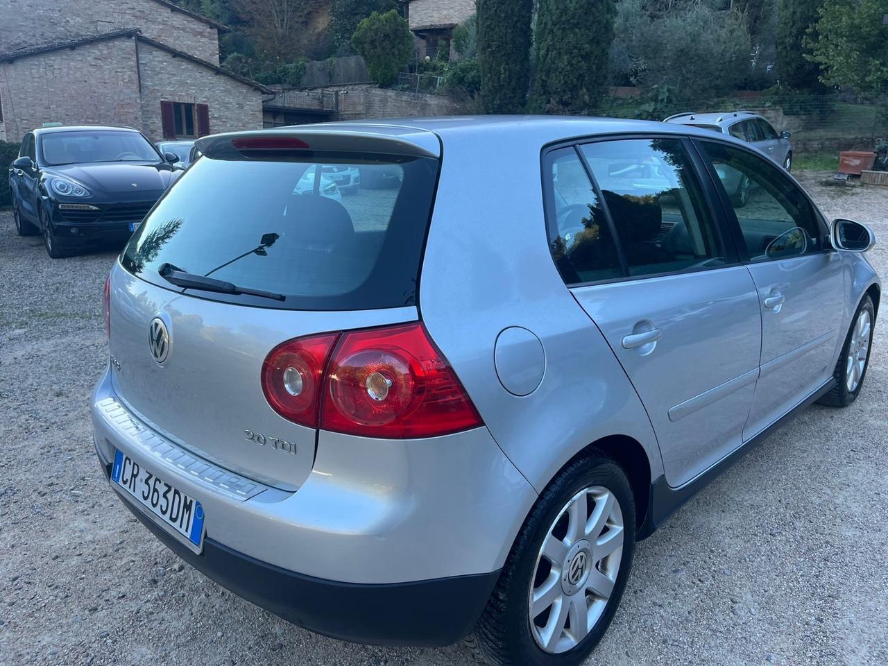Volkswagen Golf 2.0 16V TDI 5p. Sportline