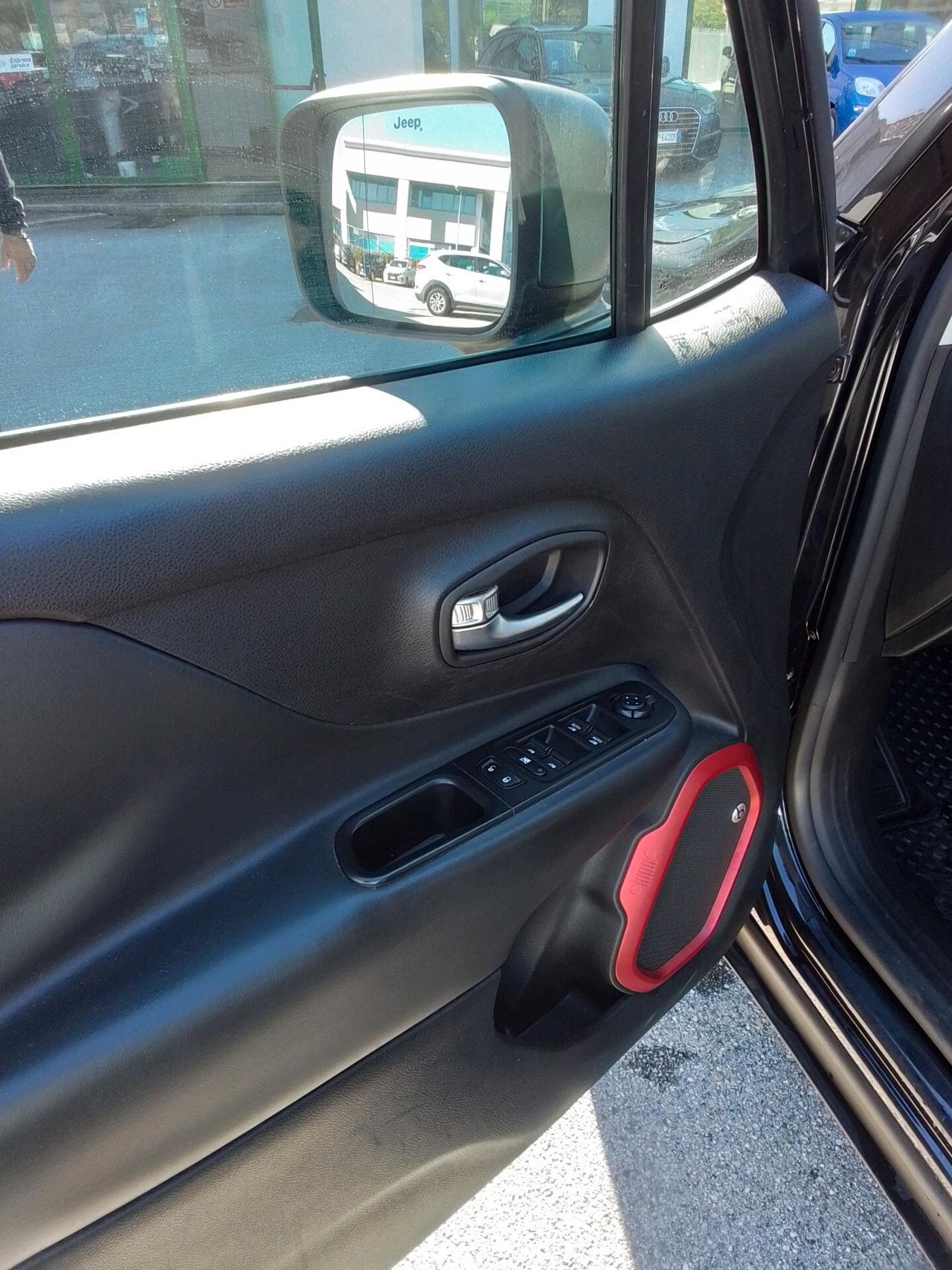 Jeep Renegade 2.0 Mjt 170CV 4WD Active Drive Low Trailhawk