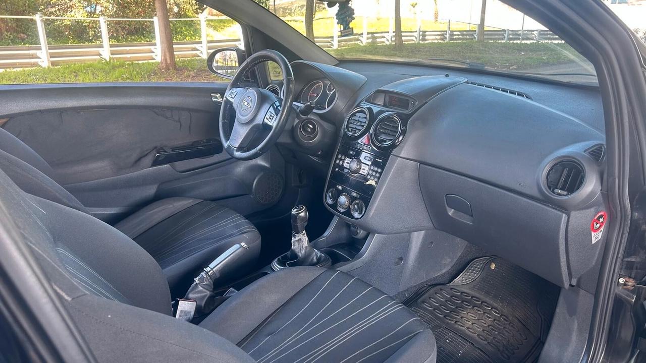 Opel Corsa 1.3 CDTI 75C 3 porte