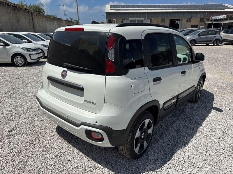 FIAT Panda 1.0 FireFly S&S Hybrid Pandina