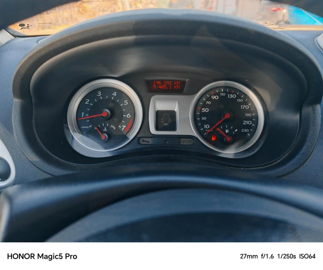 Renault Clio 1.2 16V 5 porte Dynamique