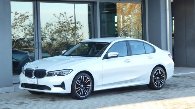 BMW 320 d Business Automatico