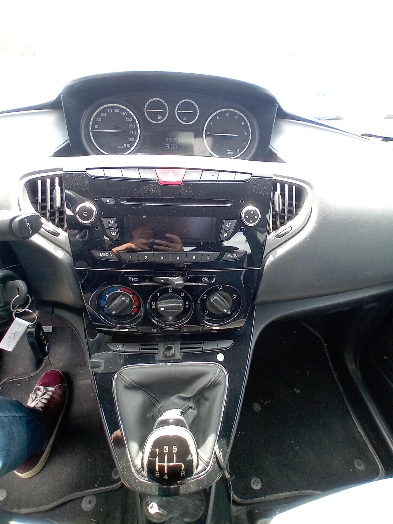Lancia Ypsilon 0.9 TwinAir Metano finanzio