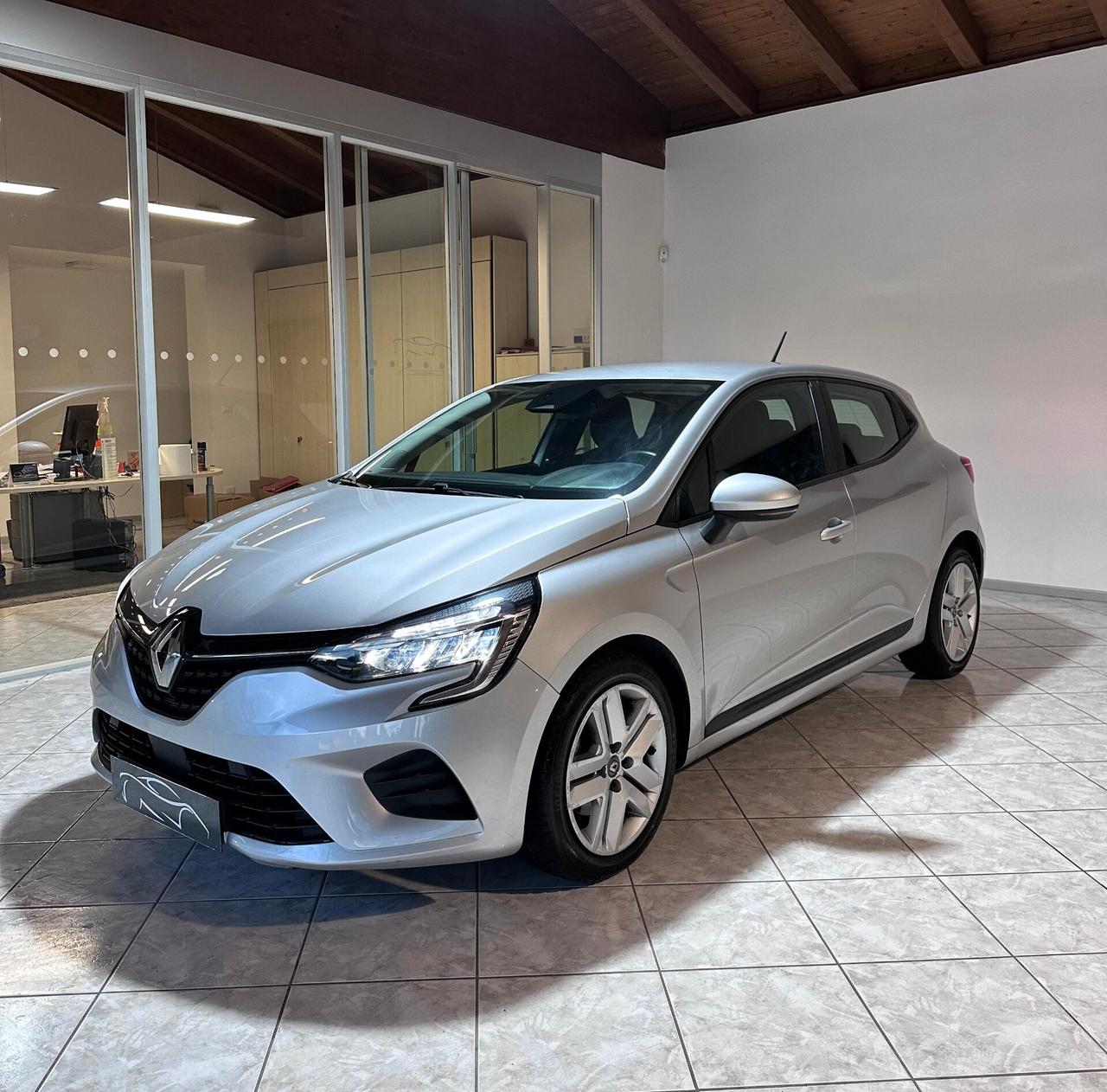 RENAULT CLIO BLUE DCI 100 CV 5 porte Evolution OK NEOPATENTATI