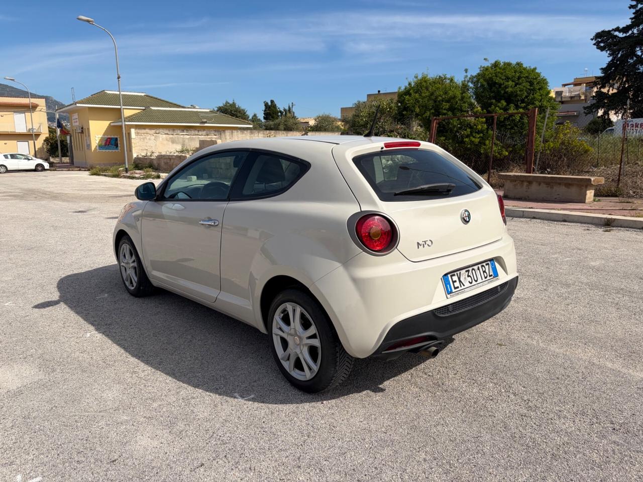 Alfa Romeo MiTo 1.3 JTDm-2 95 CV S&S Distinctive