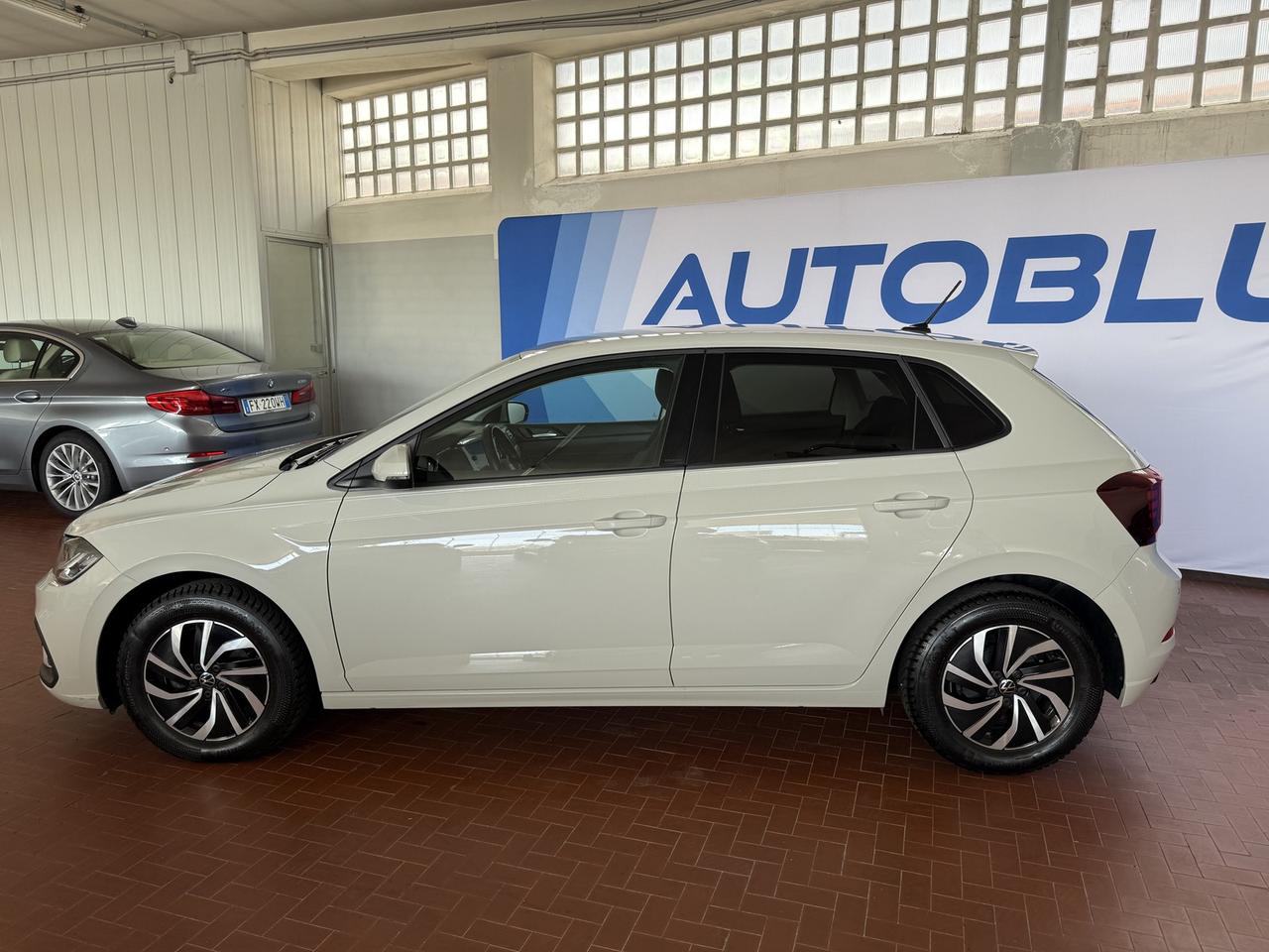 Volkswagen Polo 1.0 tsi life 95cv dsg