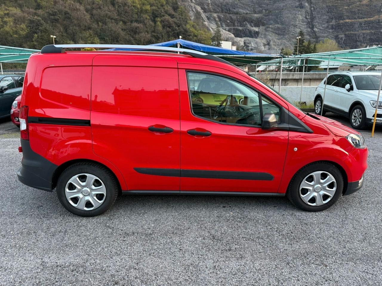 Ford Transit Courier 1.5 TDCi 75CV Van Trend