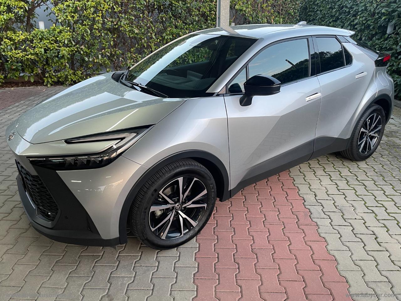 TOYOTA C-HR 1.8 HV Trend