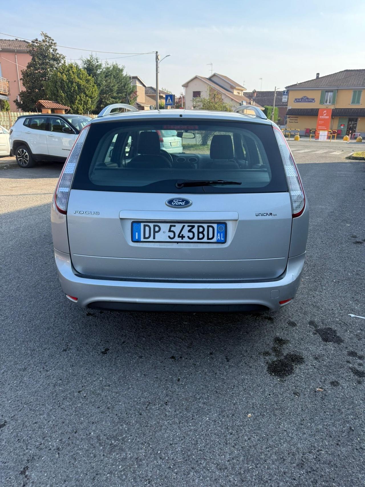 FORD FOCUS 1.6 BENZINA NEOPATENTATI OTTIME CONDIZIONI