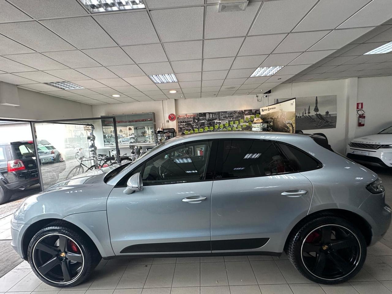 Porsche Macan 2.0 PDK FULL FULL OPT SEMPRE TAGLIANDATA PERFETTA!!!!!!!