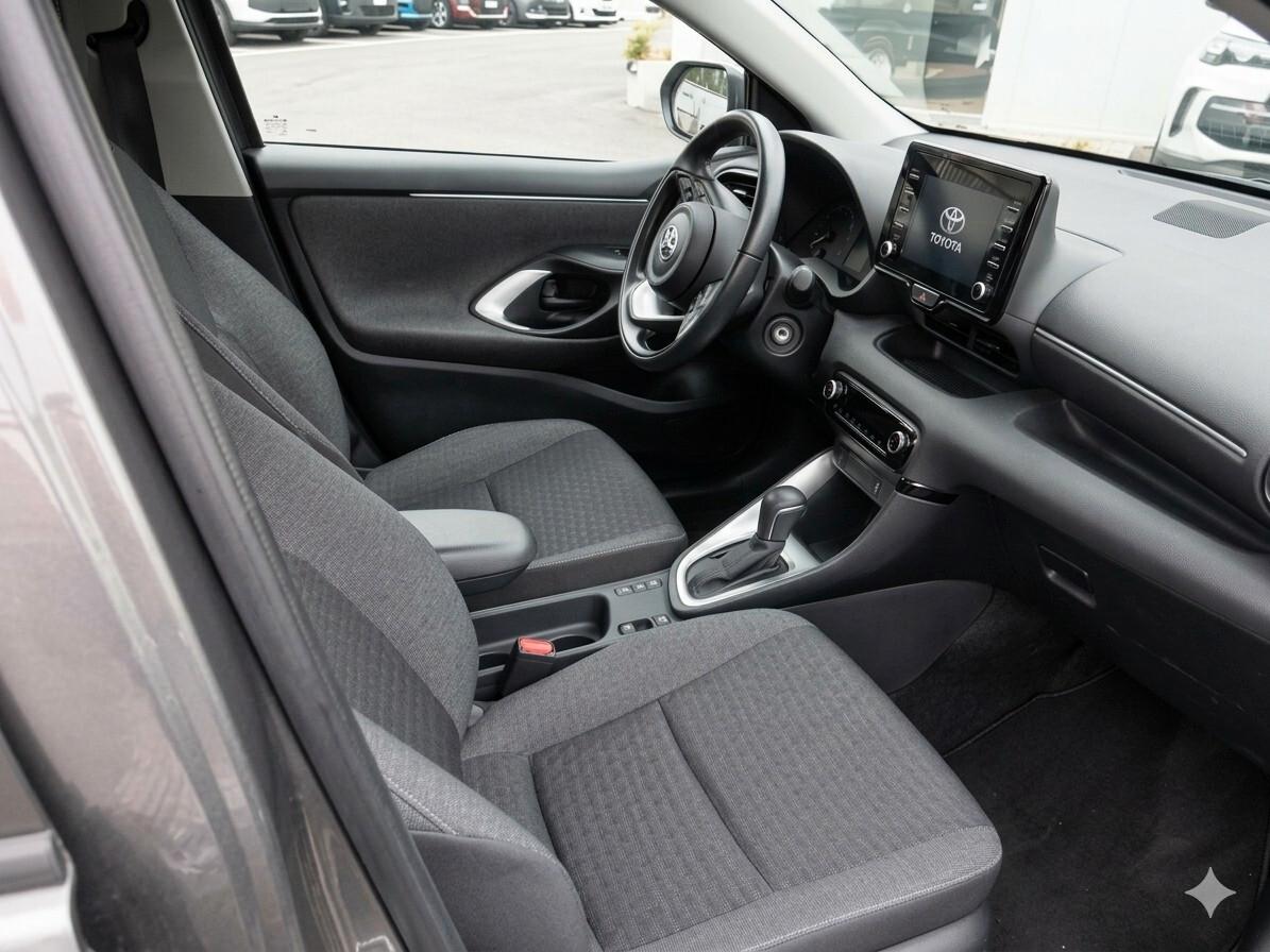 Toyota Yaris 1.5 Hybrid 5 porte Business