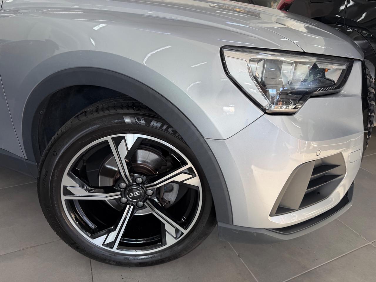 Audi Q3 35 TDI S tronic TETTO apribile FINANZIABILE