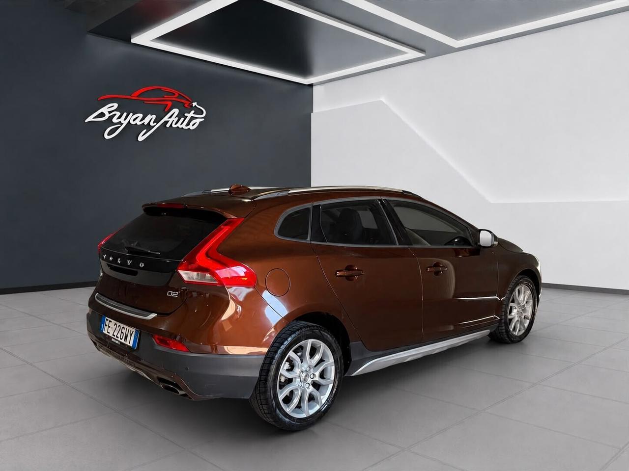 Volvo V40 Cross Country D2 2.0 d2 Momentum geartronic