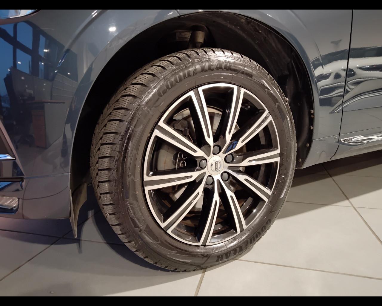 VOLVO XC60 II 2018 - XC60 2.0 b4 Inscription awd auto my20