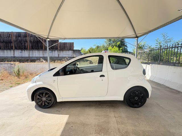 TOYOTA Aygo 1.0 12V VVT-i 3 porte Deep Ocean Connect OK NEOP