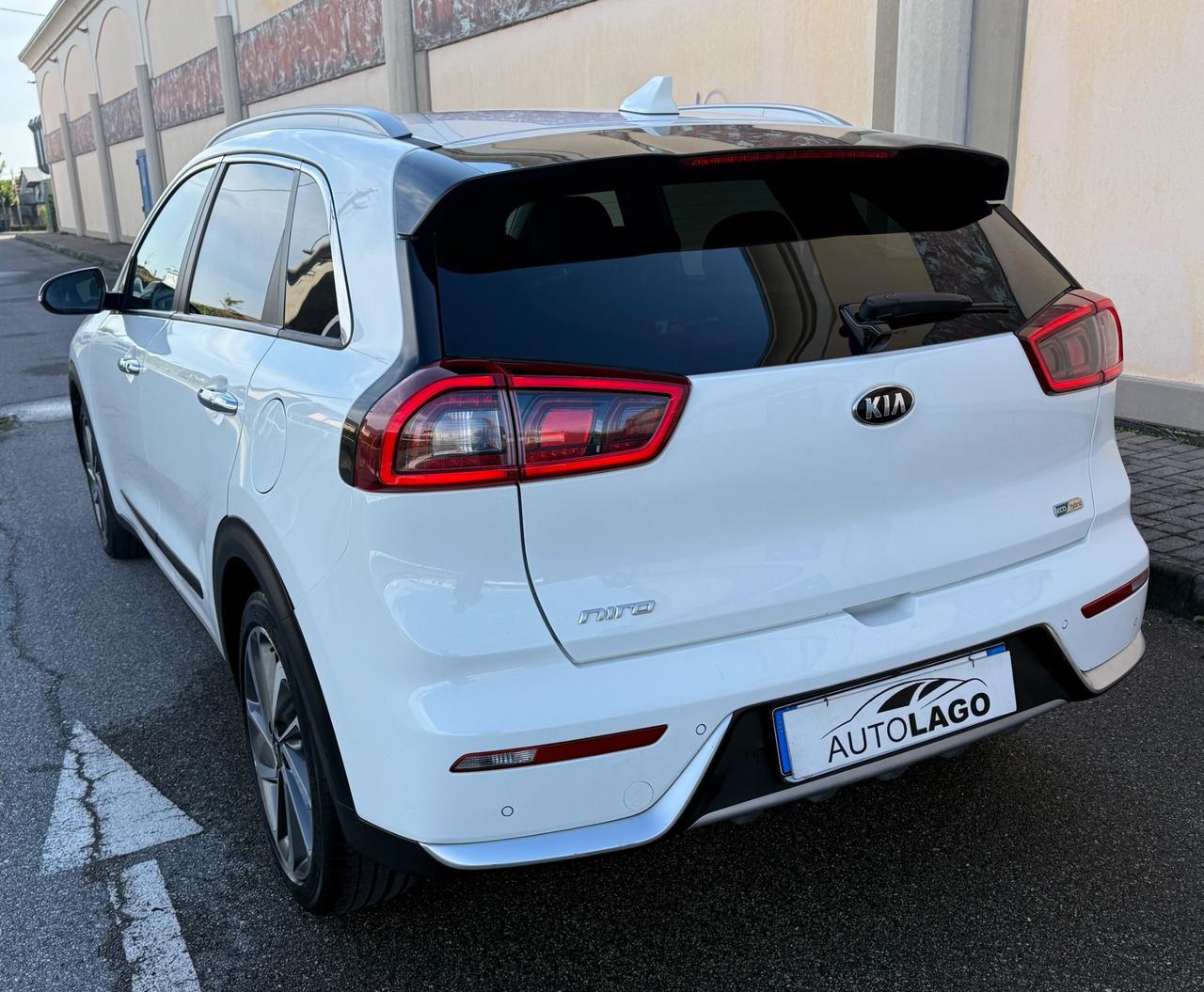 Kia Niro 1.6 GDi DCT HEV Urban..Automatica..