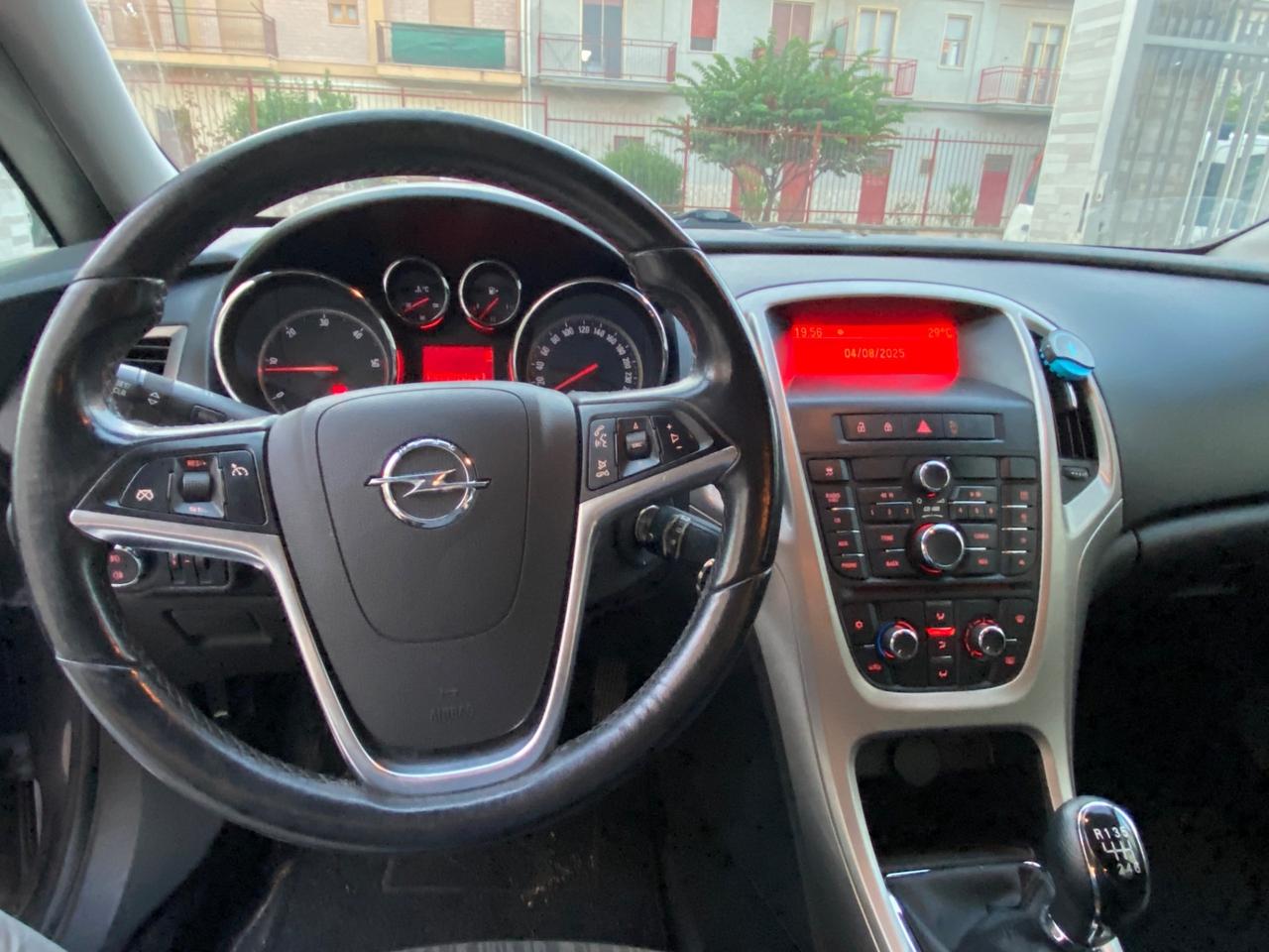 Opel Astra 1.7 CDTI 110CV 5 porte Cosmo