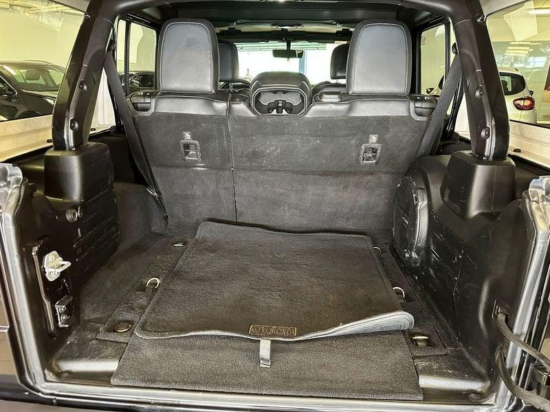 Jeep Wrangler Unlimited 2.2 Mjt II Sahara