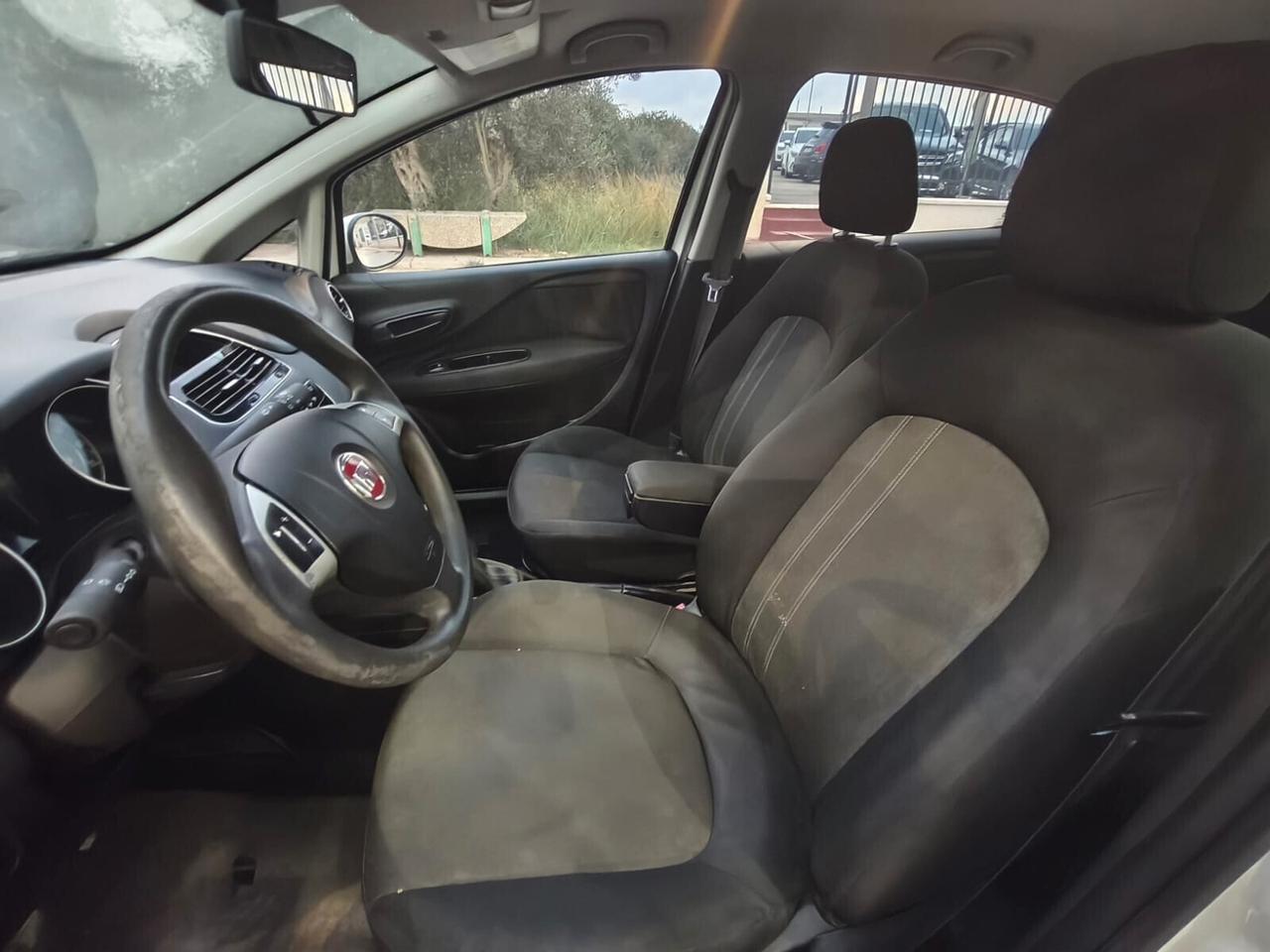 Fiat Punto 1.4 CC 77 CV Natural Power Street 2014