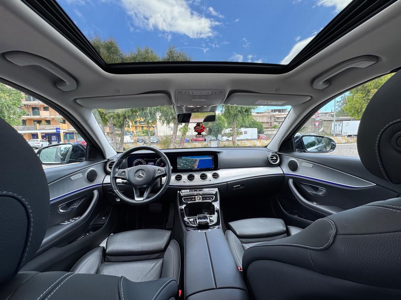 MERCEDES-BENZ E 350 D AUTO PREMIUM PLUS 49000 KM