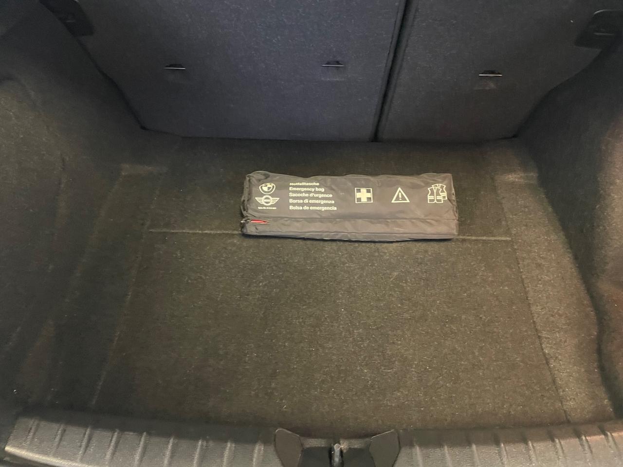 Bmw 116 116i 5p. Urban - Nessun vincolo -