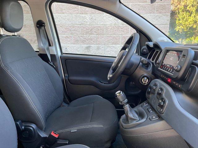 FIAT Panda Cross CROSS 1.0 70CV HYBRID NAVIGATORE SENSORI PARCH.