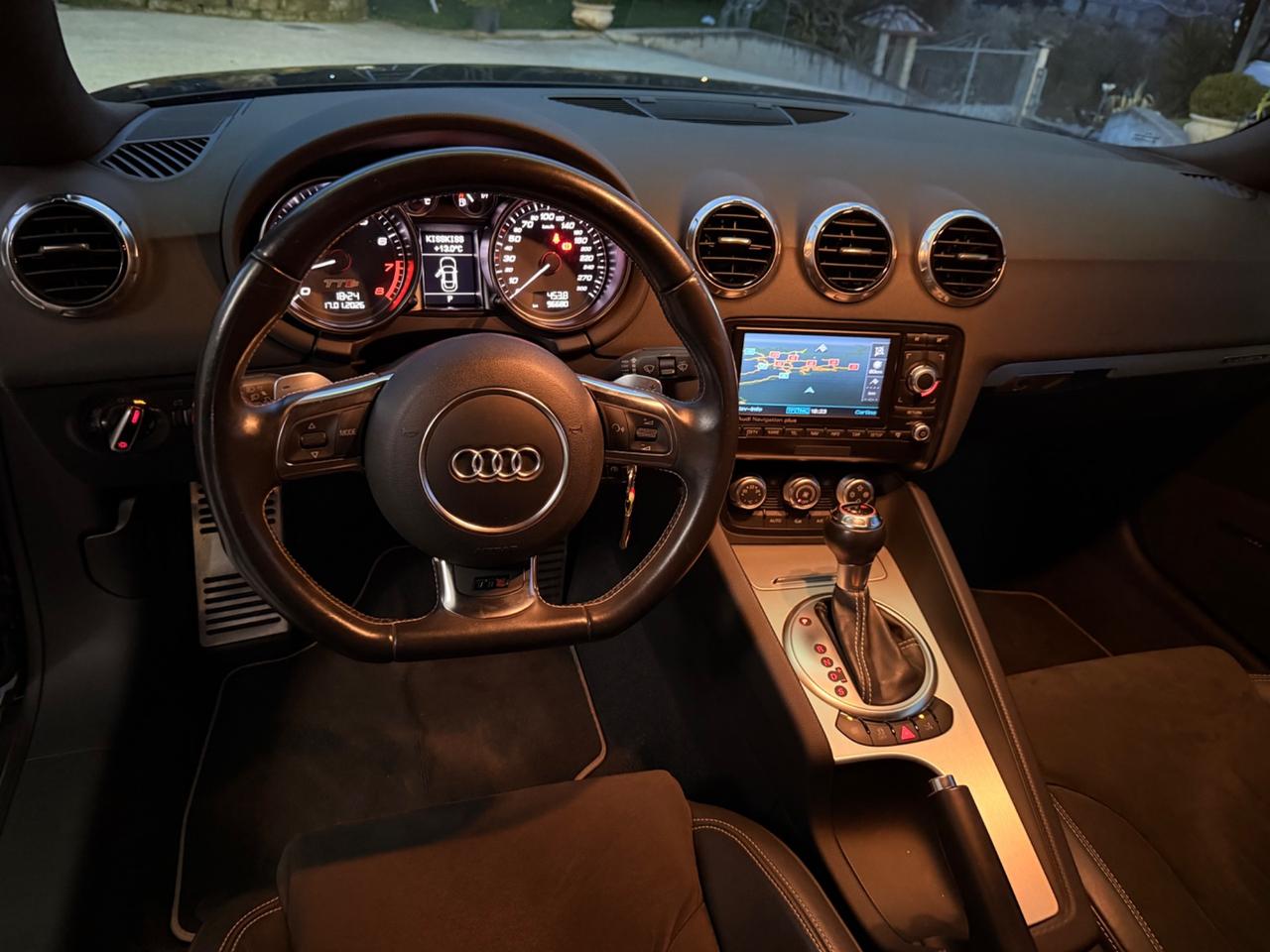 Audi TT TTS Coupé 2.0 TFSI 272 cv