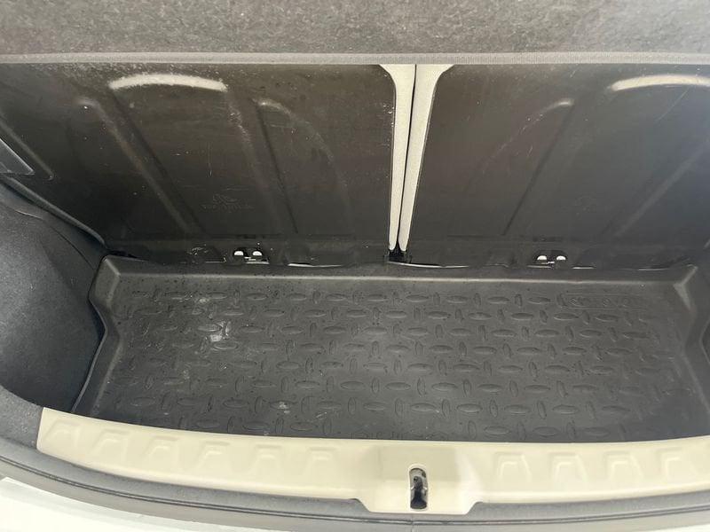 Toyota Aygo Aygo 5p 1.0 x-play my15