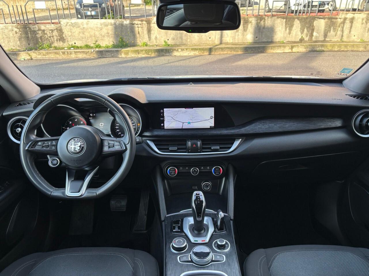 Alfa Romeo Stelvio 2.2 Turbodiesel 160 CV AT8 RWD