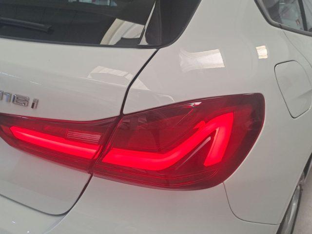 BMW 116 i 5p. Advantage Aut.