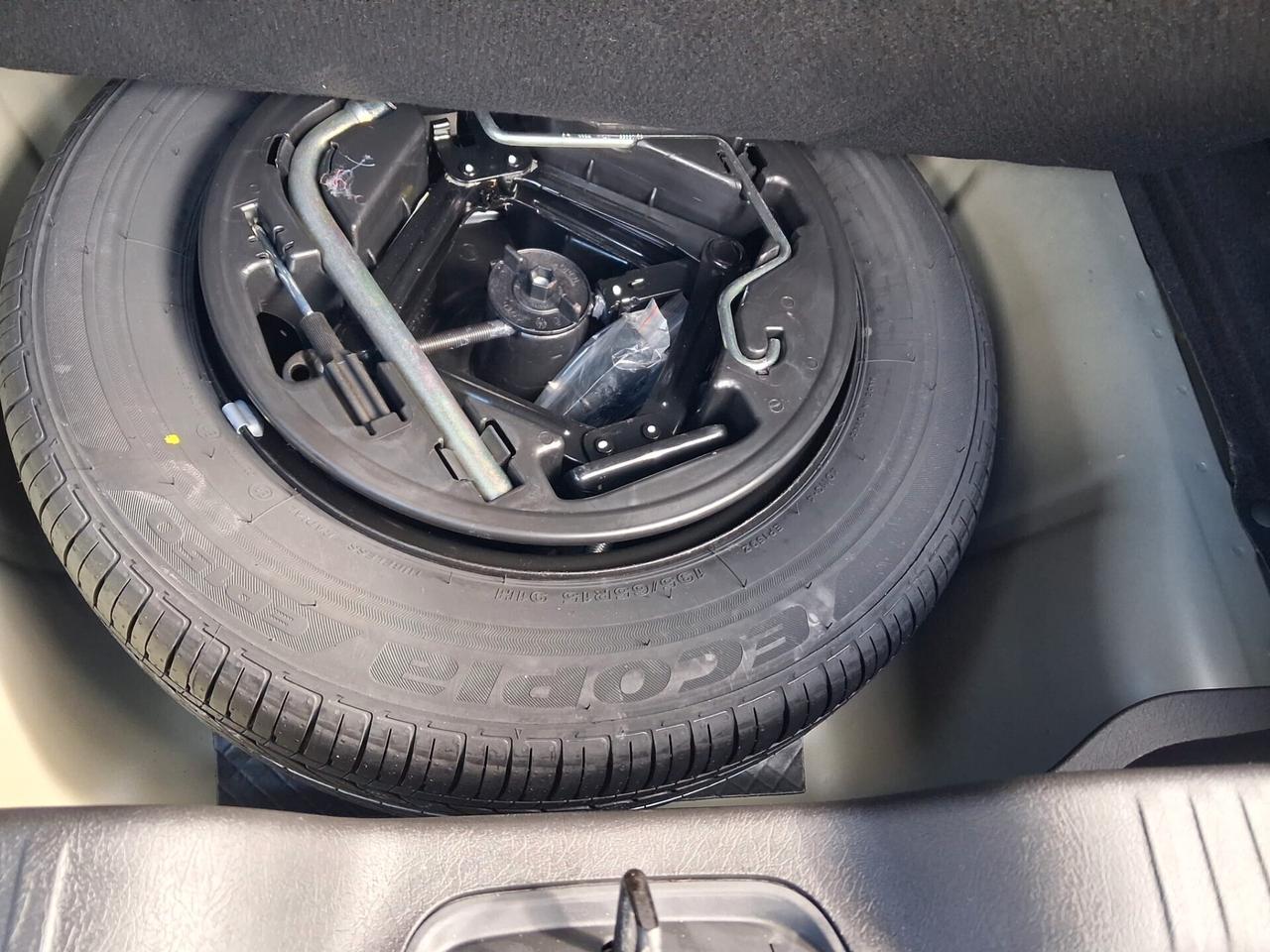 Fiat Tipo 1.6 Mjt S&S 4 SEDAN