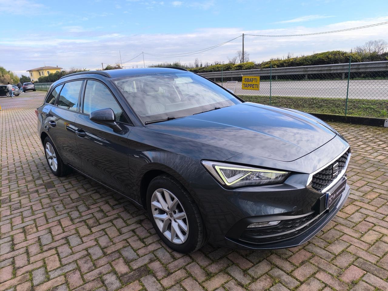 Seat Leon Sportstourer 1.5 TGI DSG Business
